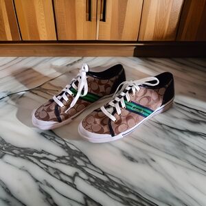 Women's Coach Signature Canvas Sneaker Folly 11B Q1024 Size 11 Excellent Shape